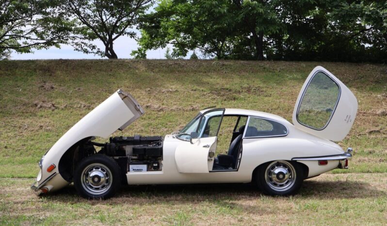 Jaguar E Type Series 2/ FHC full