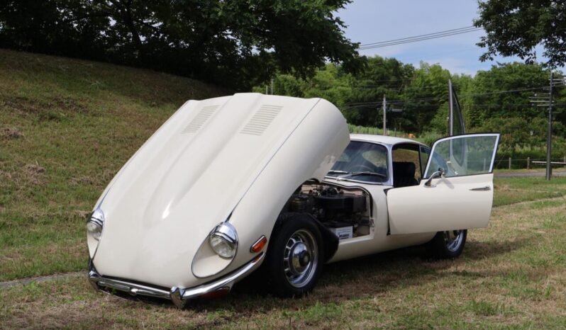 Jaguar E Type Series 2/ FHC full