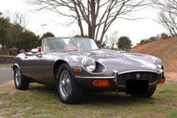 Jaguar E-Type Series 3 Roadster full