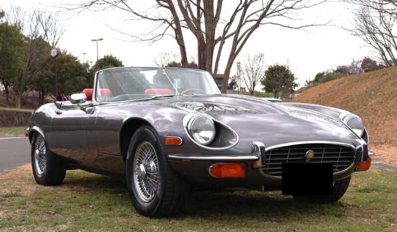 Jaguar E-Type Series 3 Roadster full