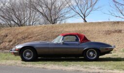 Jaguar E-Type Series 3 Roadster full