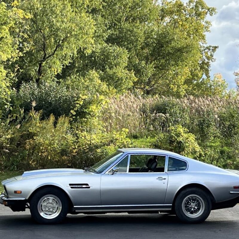 アストン･マーティン V8 左ハンドル 1977