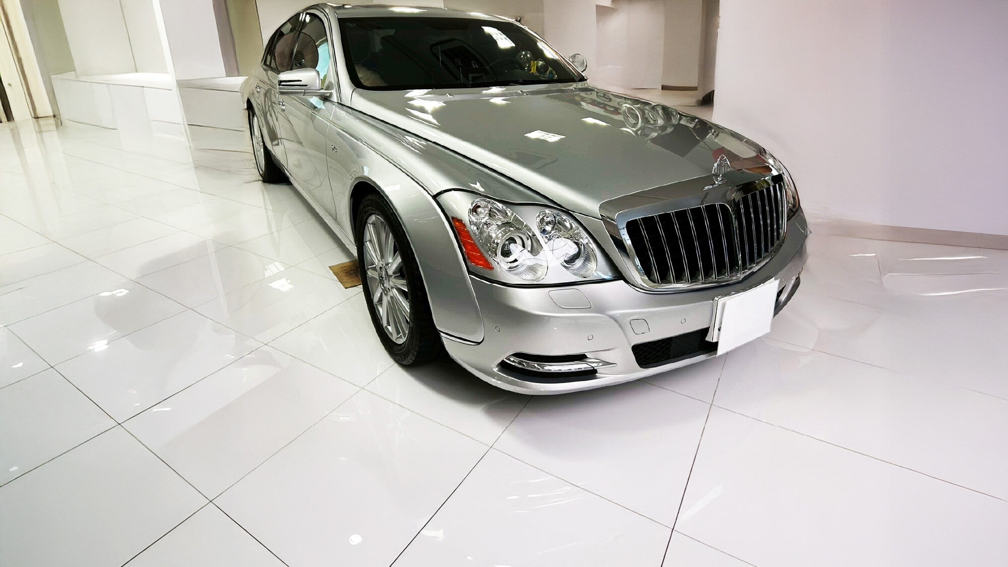 Maybach 57S 2005