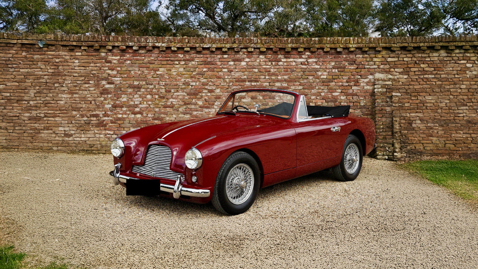 Aston Martin DB2-4 Mk1 Drophead Coupé 1955 261km