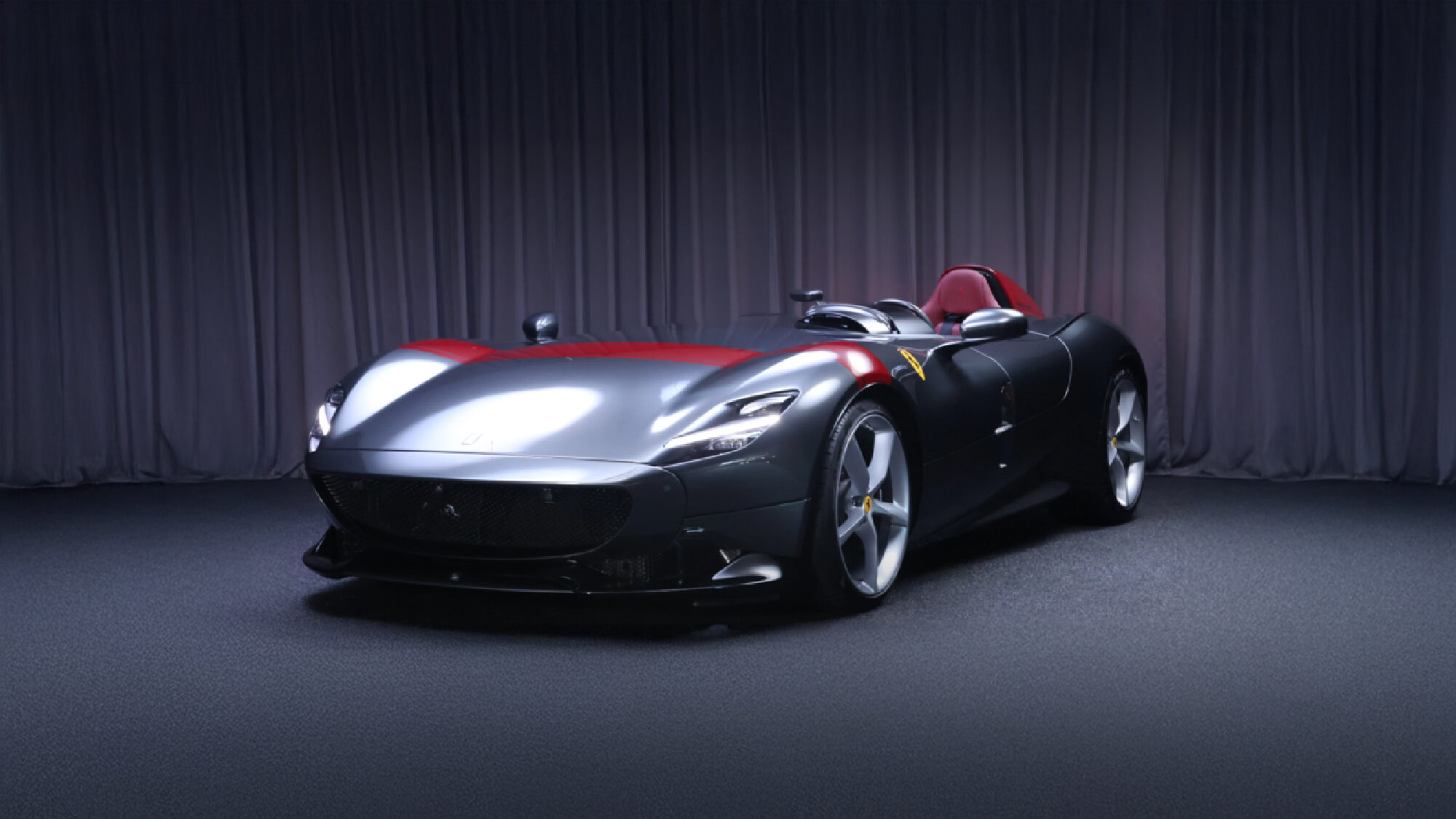 フェラーリ SP1 新車