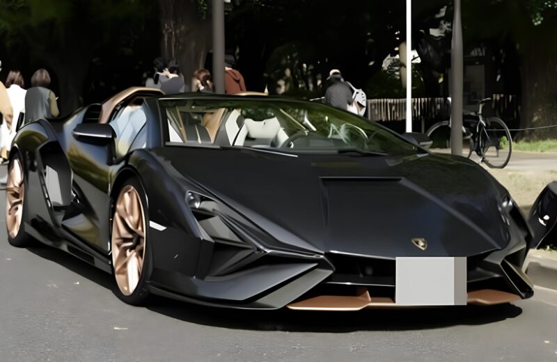 Lamborghini Sián FKP 37 – 未来を切り拓くハイブリッド・スーパーカー