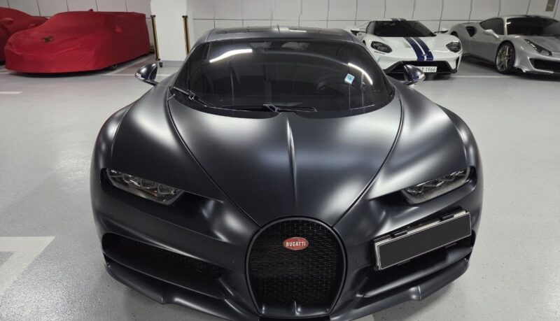 ブガッティ シロン 110周年記念モデル