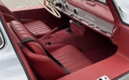 Mercedes-Benz AMG 300SL 2002 10,000km