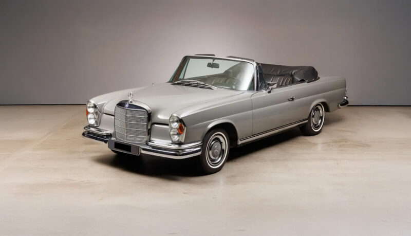 Mercedes-Benz 250 SE Cabriolet