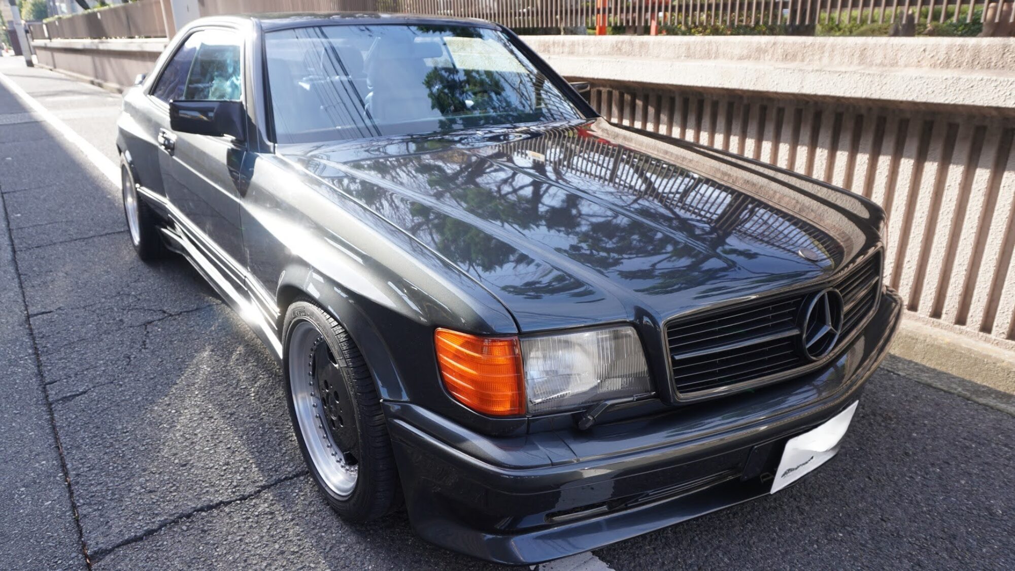 Mercedes-Benz 560SEC 6.0 AMG Widebody