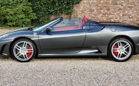 フェラーリ F430 スパイダー F1 2007 64,943km