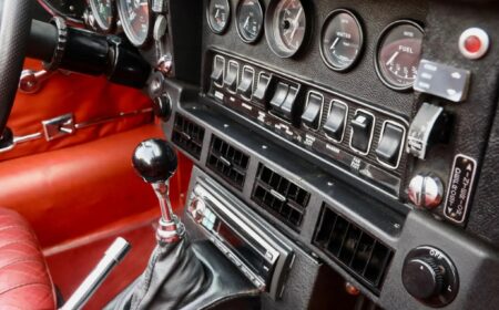 ジャガー E-タイプ V12 ロードスター 1974 29,084km