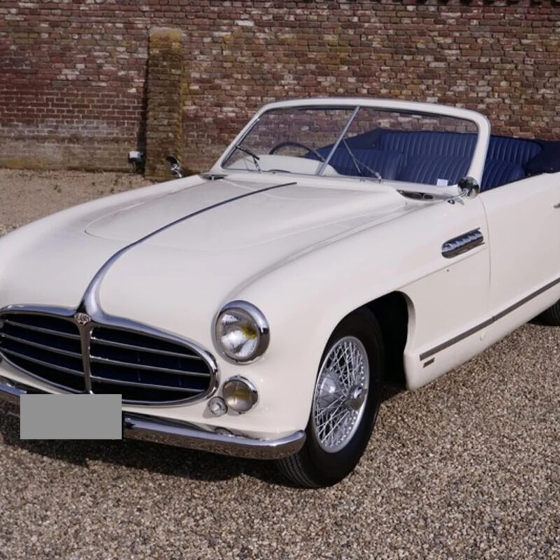 デラヘイ 235 コンバーチブル by アンテム 53,213km 1952