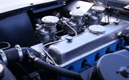 デラヘイ 235 コンバーチブル by アンテム 53,213km 1952