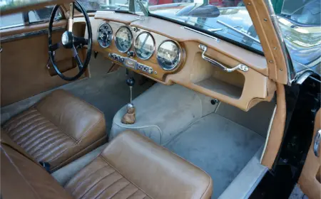 アストン・マーティン DB2 スポーツサルーン 1952 54,000km