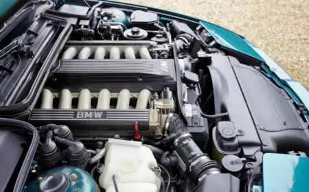 BMW 850 CSi ‘ラグーネングリューン’ 1994 109,912km