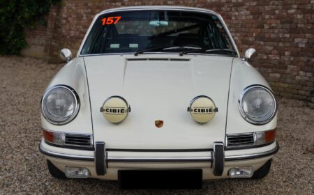 ポルシェ 911 2.0 クーペ「レース/ラリー仕様に改造済み」1965 75,000km