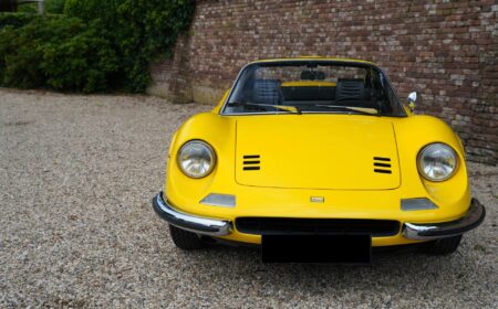 フェラーリ 246 ディーノ GTS 「ヨーロッパ向けデリバリー401台のうちの1台」52,601km