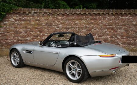 BMW Z8 ロードスター「ワンオーナー」2000 90,486km