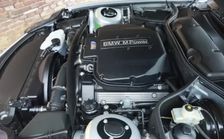 BMW Z8 ロードスター「ワンオーナー」2000 90,486km