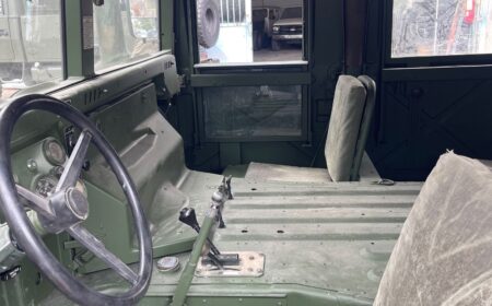 ハンヴィー AM ジェネラル M1025