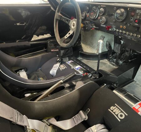 勝利のために削ぎ落とされた、戦闘指揮所