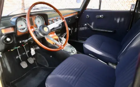 アルファロメオ 2000 ベルリーナ 1974 54,995km