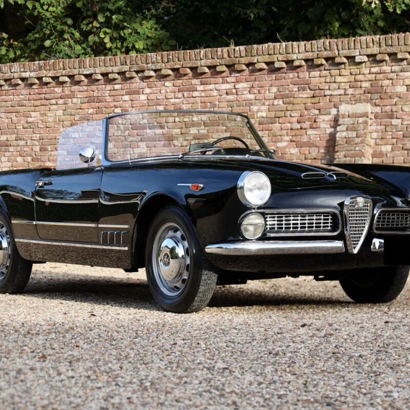 アルファロメオ 2000 ツーリング スパイダー 1961 126,074km