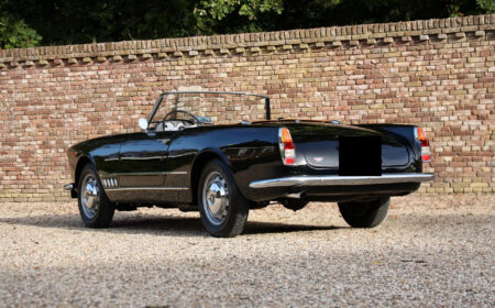 アルファロメオ 2000 ツーリング スパイダー 1961 126,074km