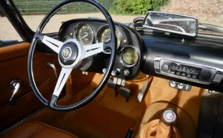 アルファロメオ 2000 ツーリング スパイダー 1961 126,074km