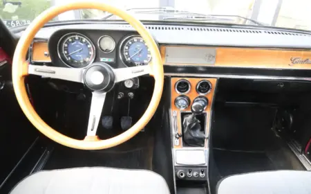 アルファロメオ ジュリア 1300 ヌオーヴァ スーパー 1975 11,933km