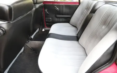 アルファロメオ ジュリア 1300 ヌオーヴァ スーパー 1975 11,933km