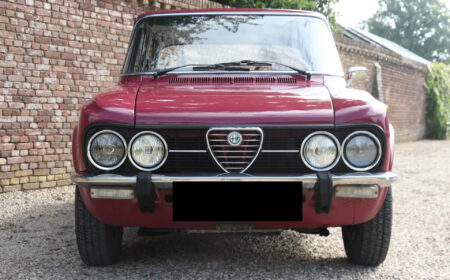 アルファロメオ ジュリア 1300 ヌオーヴァ スーパー 1975 11,933km