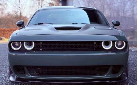 Dodgde Challenger 102,000km