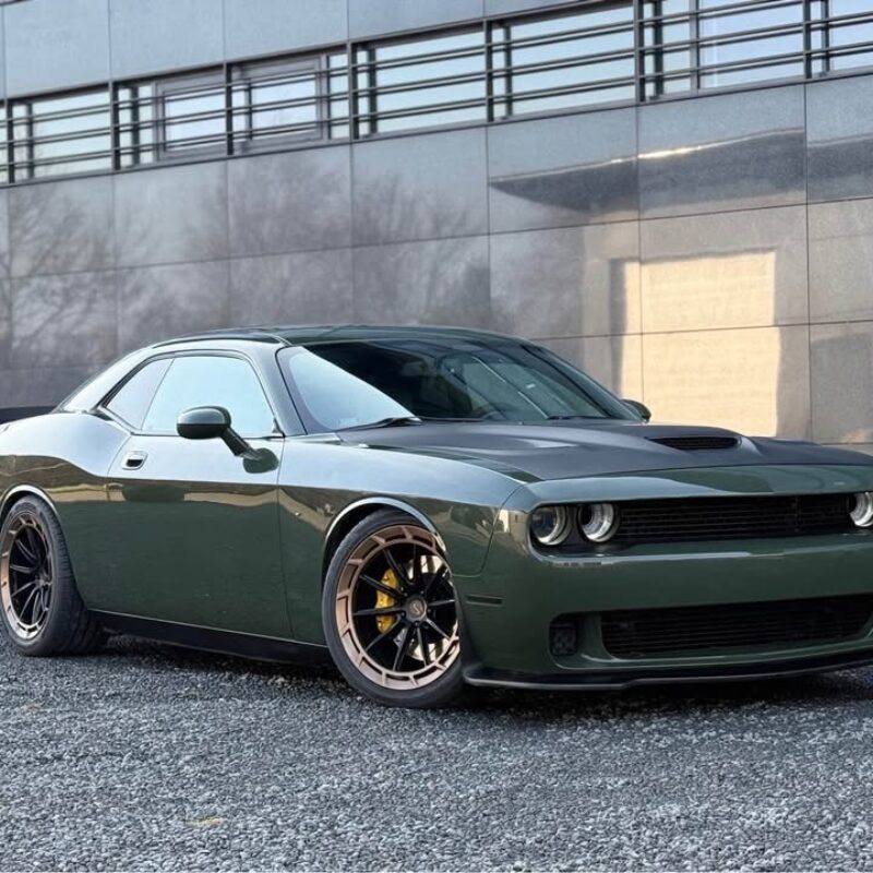 Dodgde Challenger 102,000km