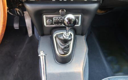 Jaguar E-Type Series 2 FHC 1969