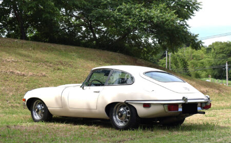 Jaguar E-Type Series 2 FHC 1969