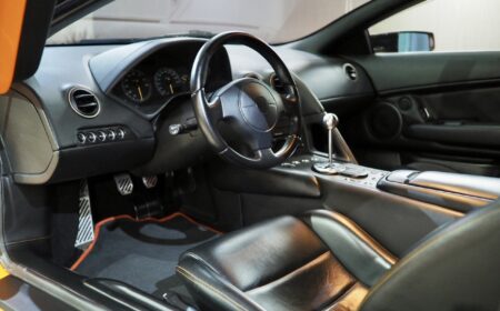 Lamborghini Murcielago LP620 6MT 2003 27,200km