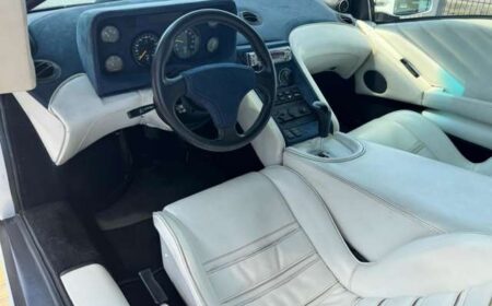 Lamborghini Diablo 1993 33,000km