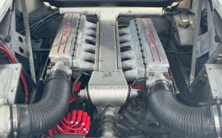 Lamborghini Diablo 1993 33,000km