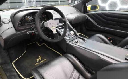 Lamborghini Diablo VT 1998 21,000km