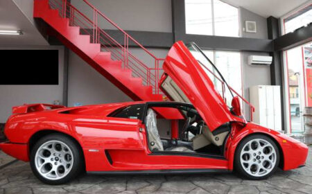 Lamborghini Diablo 6.0VT 2002 3,311km