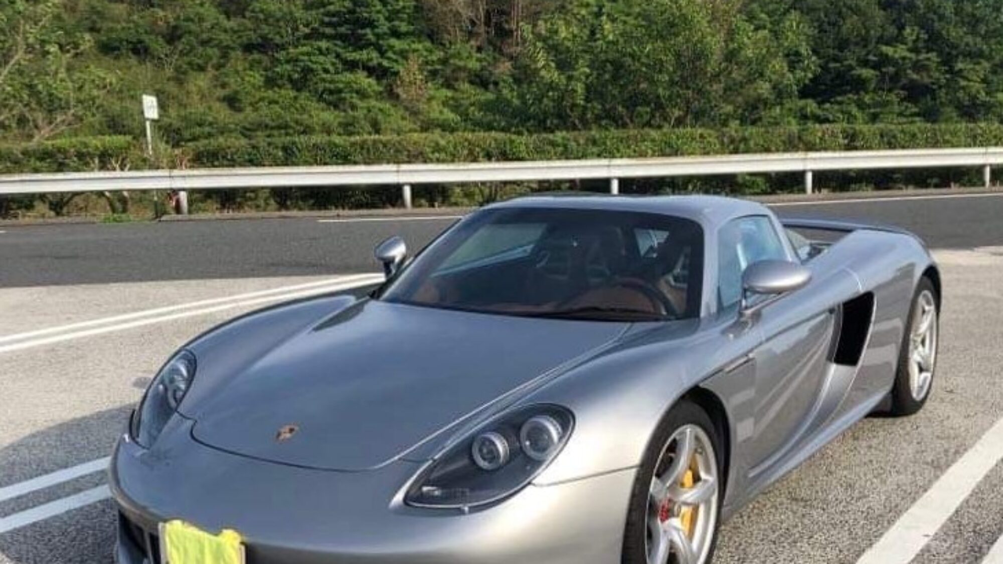 Porsche Carrera GT 2004 18,500km