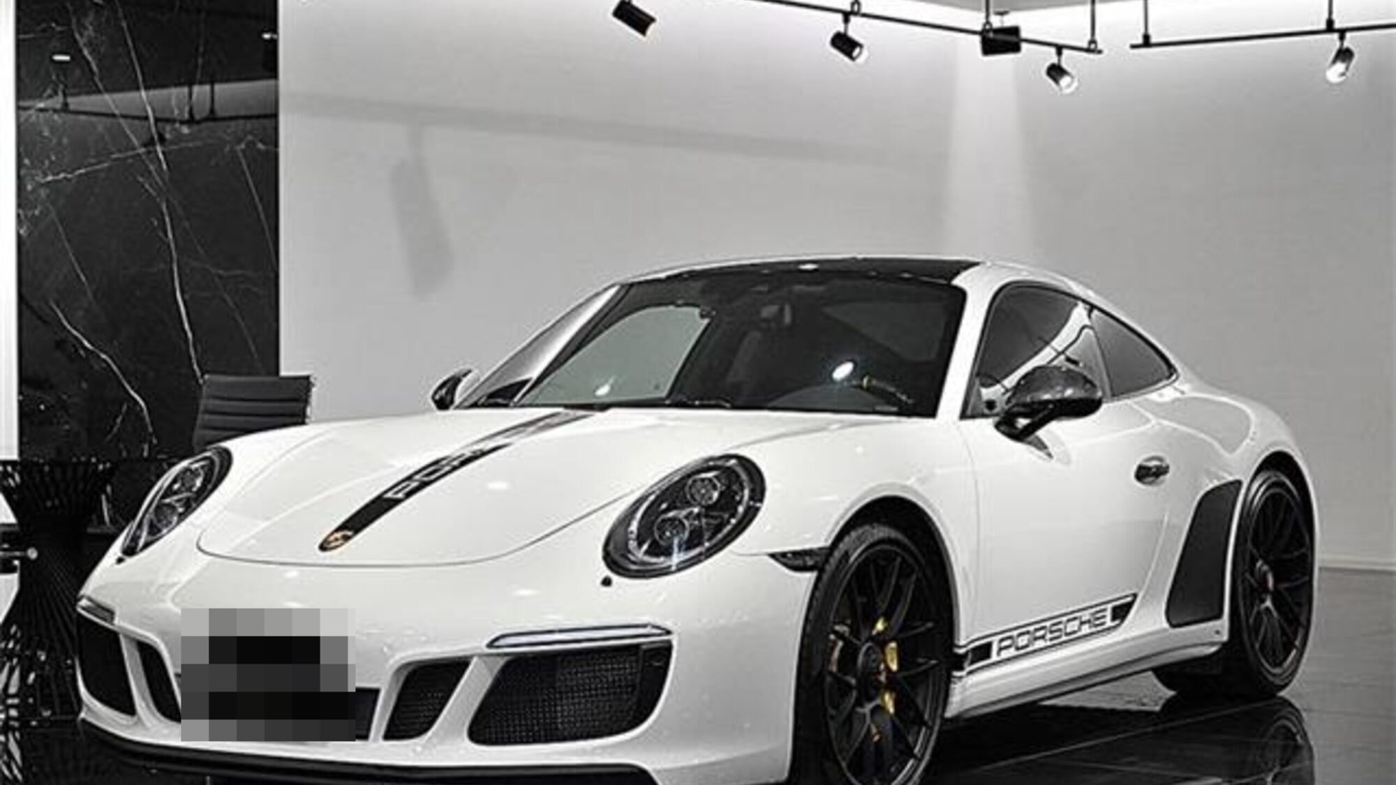 Porsche 911 Carrera GTS 2019 16,000km