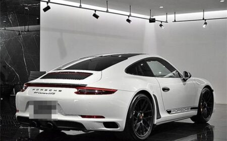 Porsche 911 Carrera GTS 2019 16,000km
