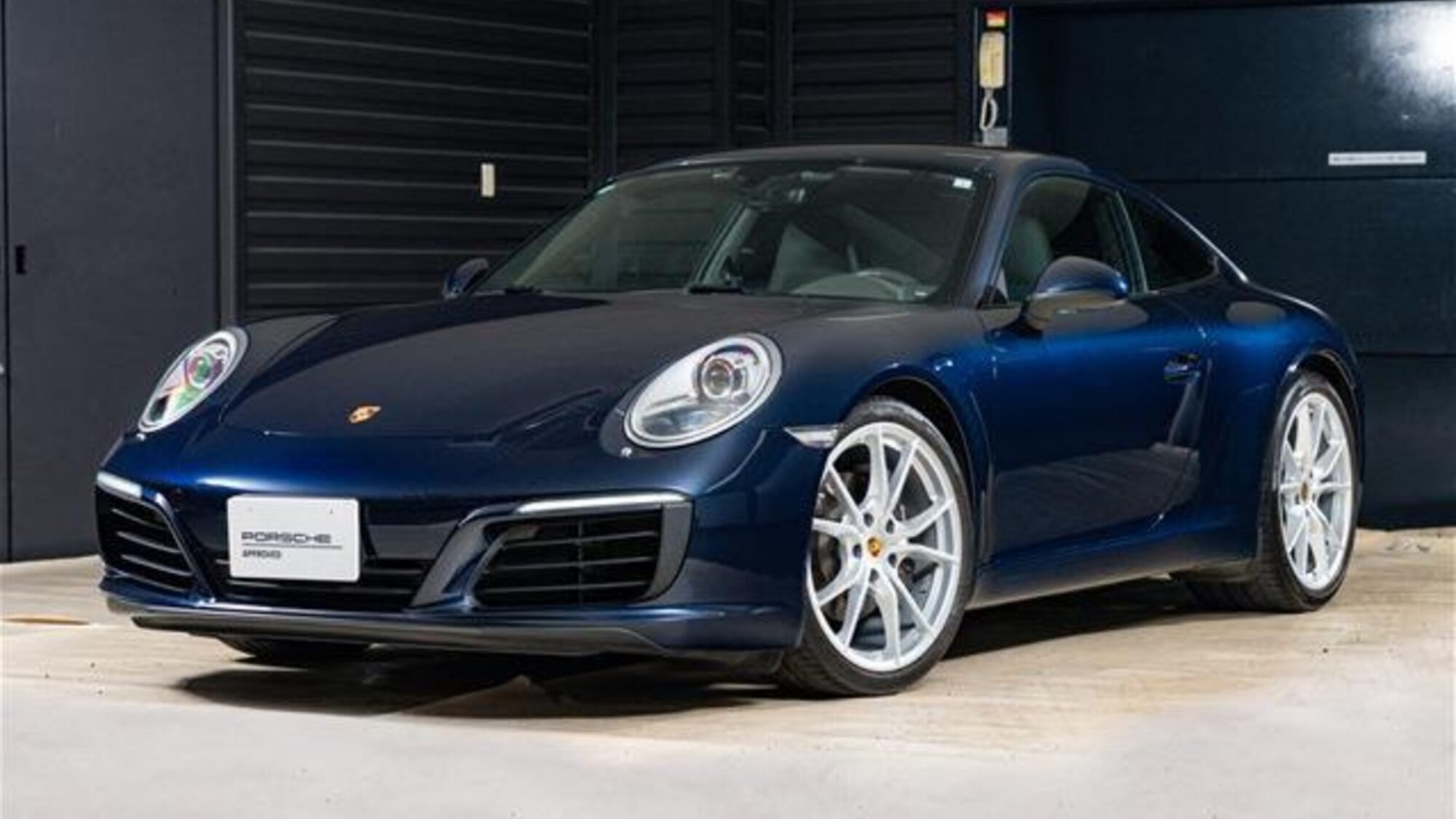 Porsche 911 Carrera 2016 46,000km