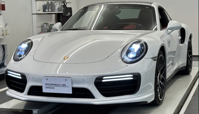 Porsche 911 Turbo S 2017 37,000km