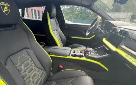 ランボルギーニ ウルス SE 2025