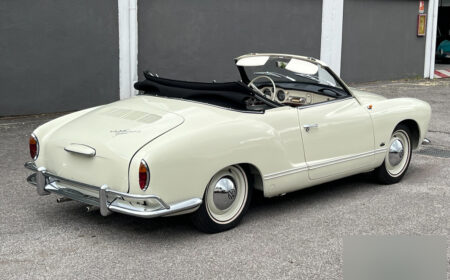 フォルクスワーゲン カルマンギア カブリオレ 1200 1963 64,588km