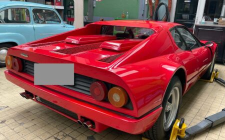 フェラーリ 512 BB 1980 40,561km